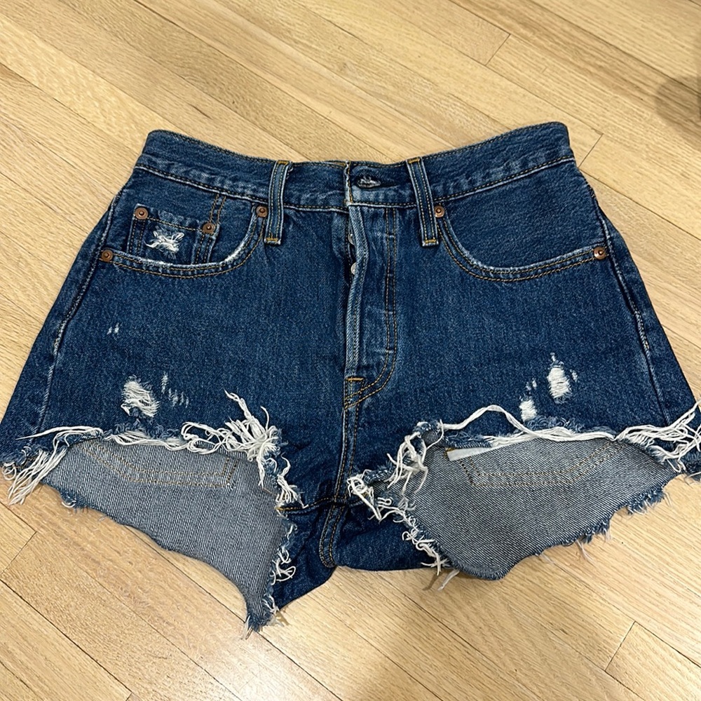 Levi jean shorts